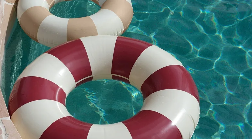 Pool Tubes